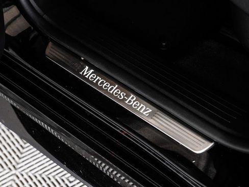 Used 2023 Mercedes-Benz GLS 450 4MATIC w/ AMG Line Exterior image 44