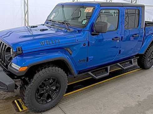 Used 2021 Jeep Gladiator Sport image 1