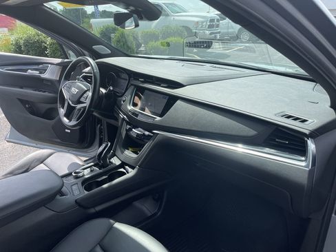 Used 2024 Cadillac XT5 Premium Luxury AWD/4WD image 30
