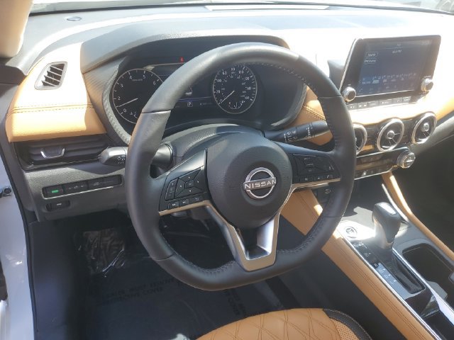 Used 2025 Nissan Sentra SV w/ SV Premium Package FWD image 15