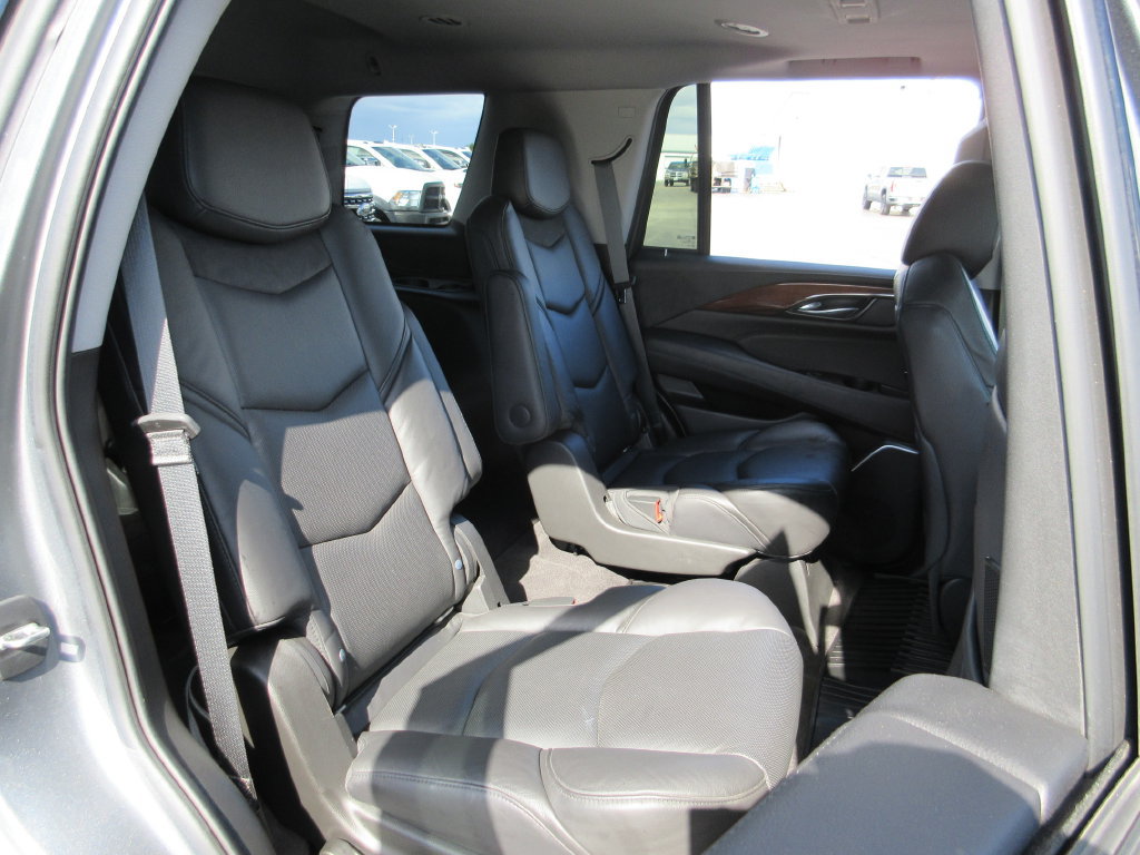 Used 2020 Cadillac Escalade Luxury AWD/4WD image 25