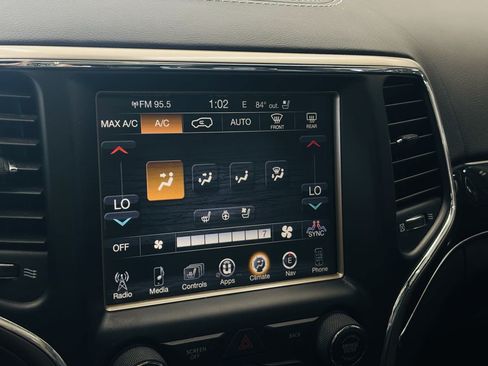 Used 2016 Jeep Grand Cherokee Overland AWD/4WD image 65