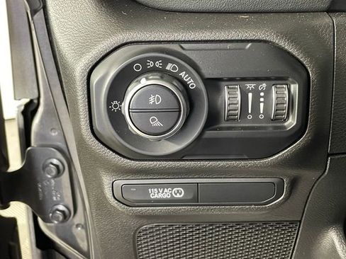 Used 2020 Jeep Gladiator Rubicon AWD/4WD image 14