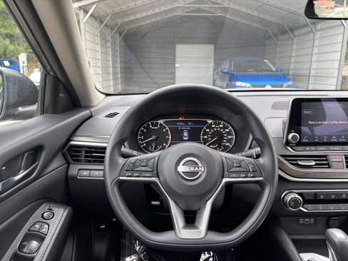 Used 2026 Nissan Altima 2.5 SV FWD image 28