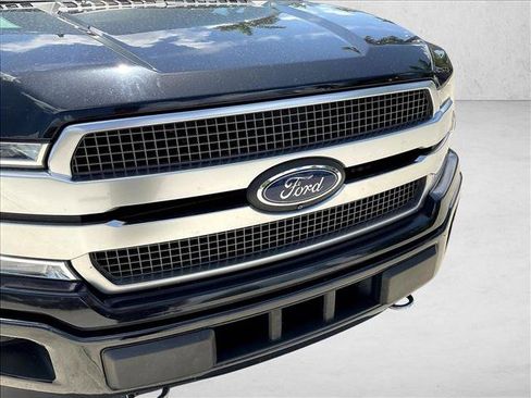 Used 2020 Ford F150 Platinum w/ Equipment Group 701A Luxury AWD/4WD image 29