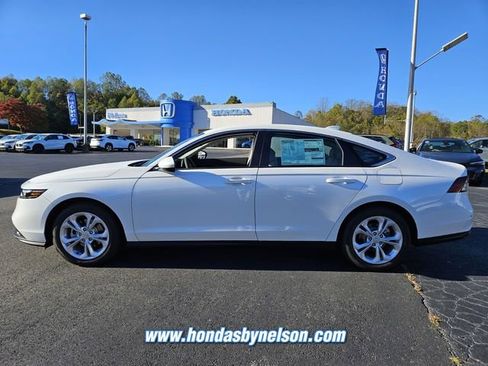 New 2025 Honda Accord LX image 4