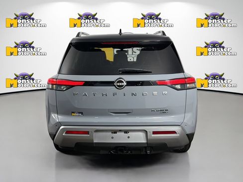 Used 2022 Nissan Pathfinder Platinum AWD/4WD image 6