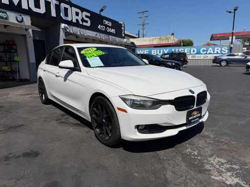 Used 2015 BMW 320i Sedan RWD image 2