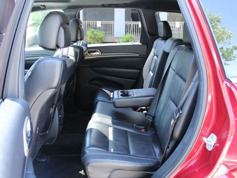 Used 2014 Jeep Grand Cherokee Limited w/ Trailer Tow Group IV RWD image 30