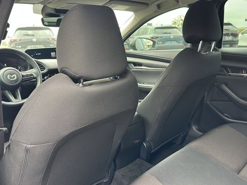 Used 2024 MAZDA MAZDA3 s image 17