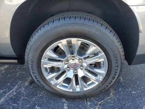 New 2026 GMC Yukon XL Denali w/ Sun & Power Step Package image 7