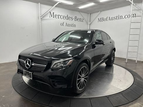 Used 2019 Mercedes-Benz GLC 300 4MATIC Coupe image 3