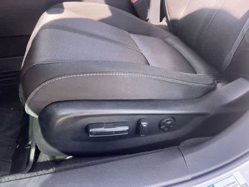 Certified 2019 Honda Accord EX image 31