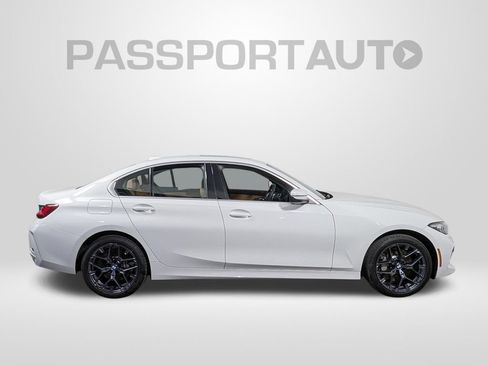 Used 2025 BMW 330i xDrive Sedan w/ Premium Package AWD/4WD image 8