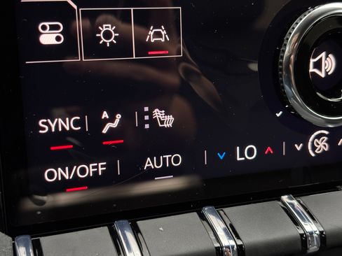 New 2027 GMC Terrain Elevation w/ Elevation Premium Package FWD image 5