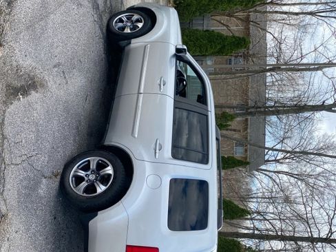 Used 2012 Honda Pilot Touring image 3