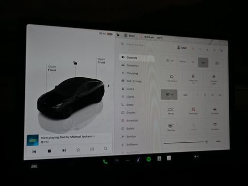 Used 2022 Tesla Model Y Long Range AWD/4WD image 27