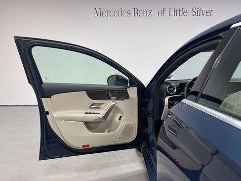 Used 2019 Mercedes-Benz A 220 4MATIC image 17