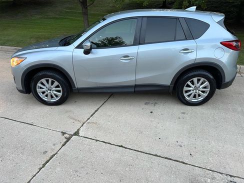 Used 2016 MAZDA CX-5 Touring image 16