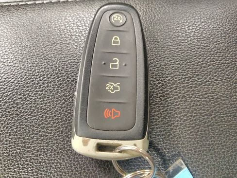 Used 2017 Ford Escape Titanium FWD image 32