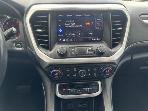 Used 2020 GMC Acadia SLT w/ Driver Alert Package II AWD/4WD image 15