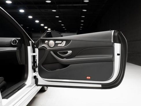 Used 2023 Mercedes-Benz E 450 Coupe image 61