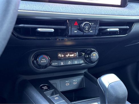 New 2026 Nissan Kicks SV image 8