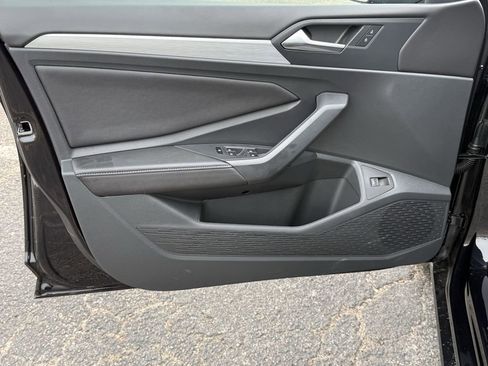 New 2026 Volkswagen Jetta SE FWD image 10