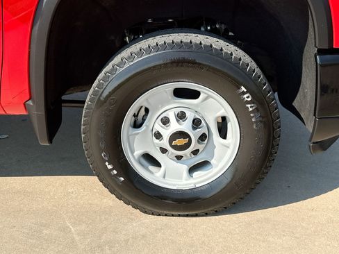 Used 2025 Chevrolet Silverado 2500 W/T w/ WT Convenience Package image 10