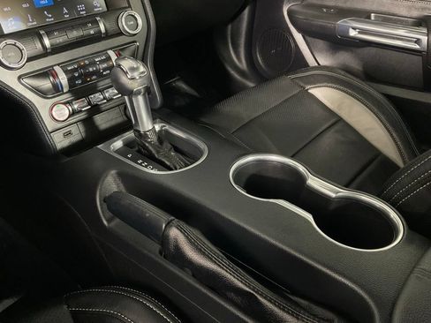 Used 2019 Ford Mustang Coupe w/ Equipment Group 101A RWD image 17