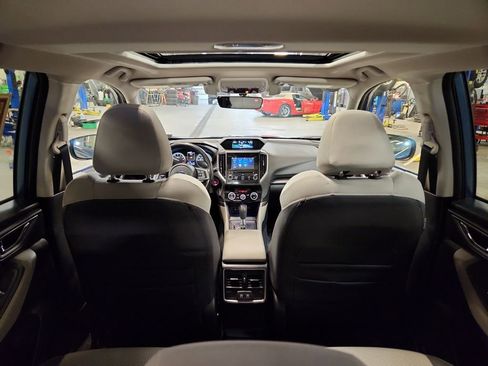 Used 2019 Subaru Forester Premium AWD/4WD image 37