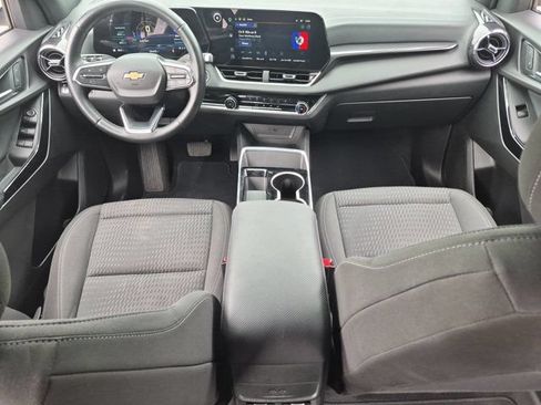 Used 2025 Chevrolet Equinox LT FWD image 26