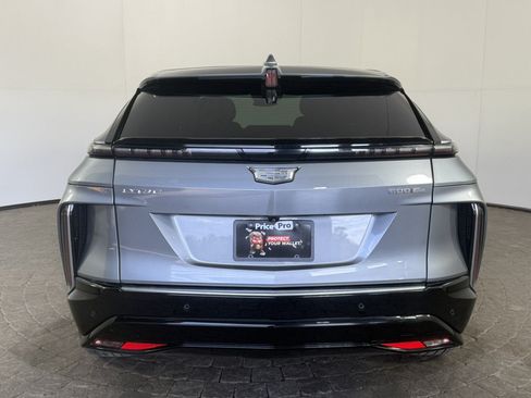 Used 2023 Cadillac Lyriq AWD image 6