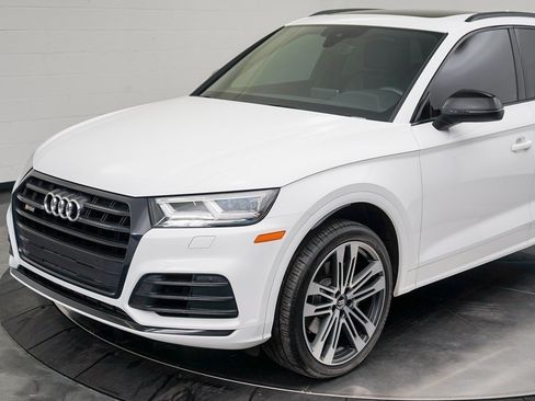 Used 2020 Audi SQ5 Premium Plus w/ Premium Plus Package image 12