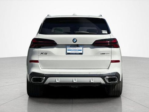 New 2026 BMW X5 xDrive40i w/ M Sport Package image 4
