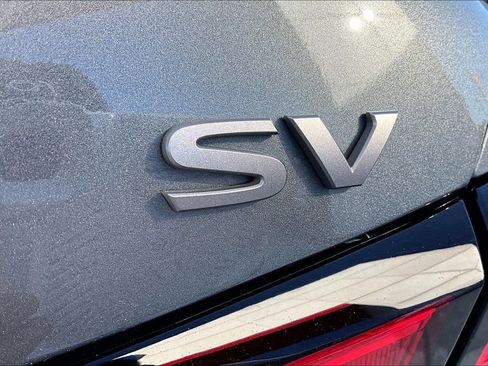 Used 2024 Nissan Altima 2.5 SV w/ SV Premium Package AWD/4WD image 24