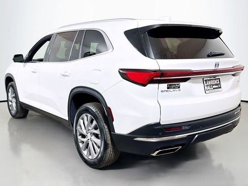 Certified 2025 Buick Enclave Preferred image 6