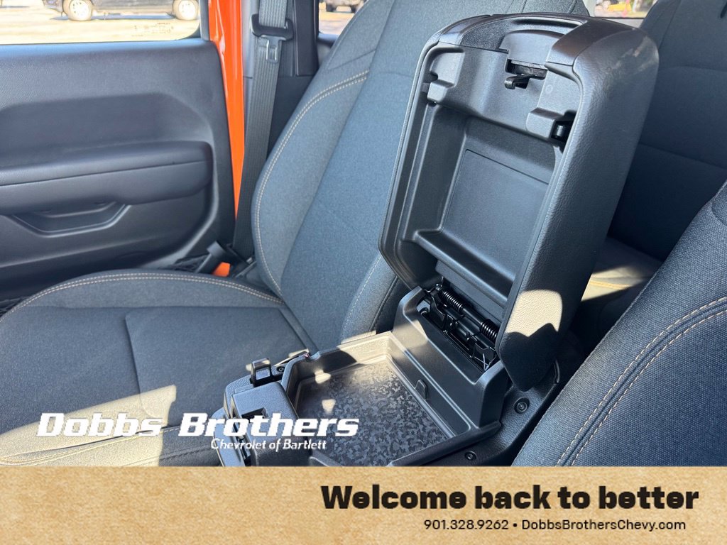 Used 2025 Jeep Wrangler Unlimited Sport AWD/4WD image 23