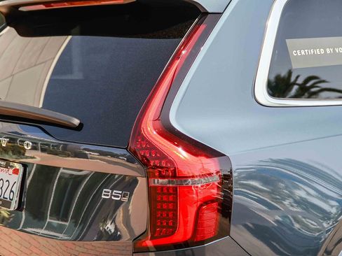 Certified 2026 Volvo XC90 B5 Core AWD/4WD image 8