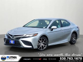 Used 2024 Toyota Camry SE video 1