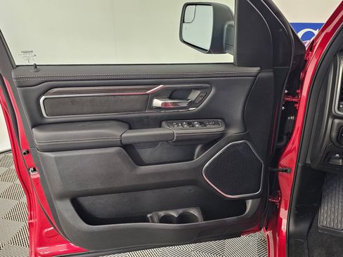 New 2026 RAM 1500 Laramie AWD/4WD image 10