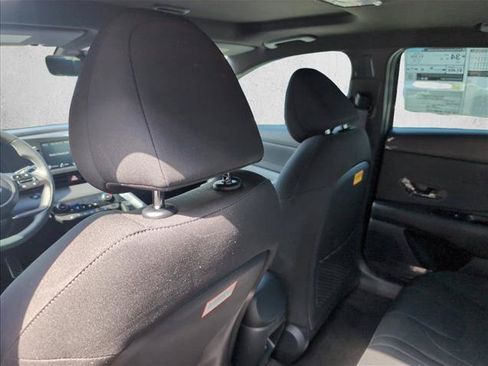 New 2026 Hyundai Elantra SEL Sport FWD image 16