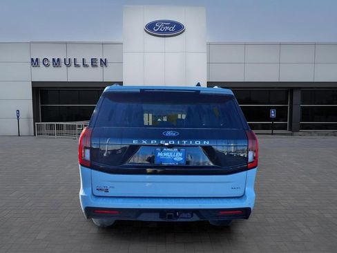 New 2026 Ford Expedition Max Active image 4