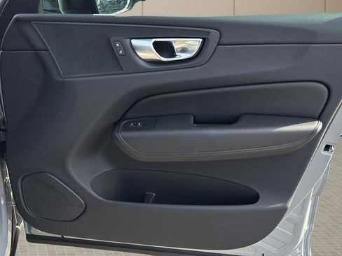 Used 2024 Volvo XC60 T8 Core image 38