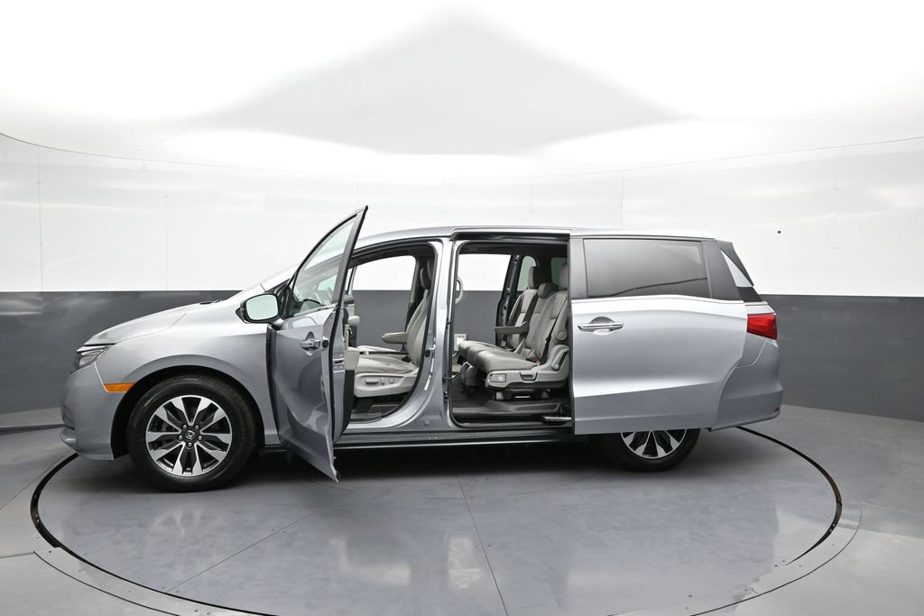 Certified 2024 Honda Odyssey EX-L image 46