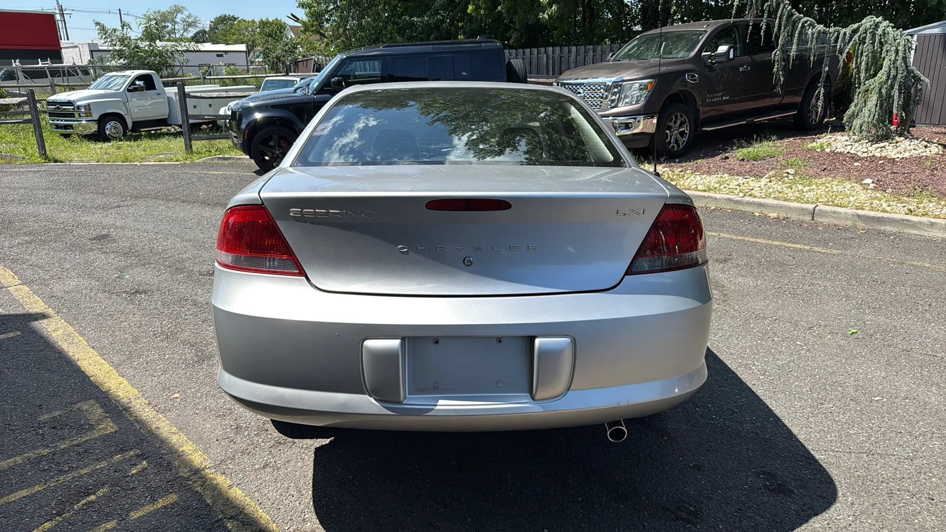 Used 2002 Chrysler Sebring LXi w/ Security Group FWD image 6