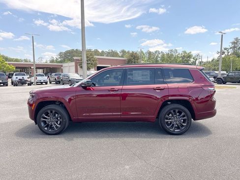 New 2026 Jeep Grand Cherokee L Limited AWD/4WD image 5