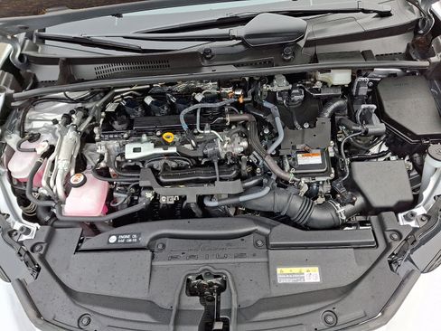 Used 2024 Toyota Prius Prime SE image 29