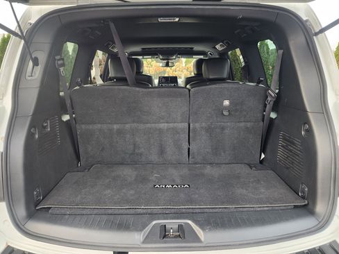 Used 2022 Nissan Armada SL w/ Midnight Edition Package image 12