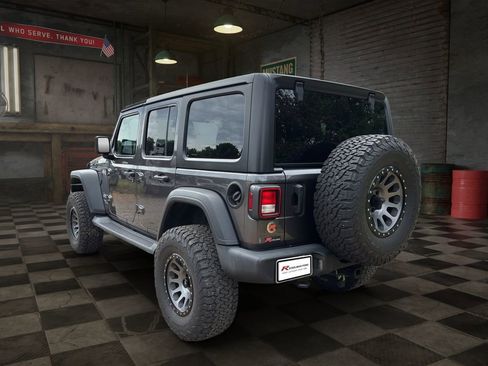 Used 2021 Jeep Wrangler Unlimited Sport AWD/4WD image 4